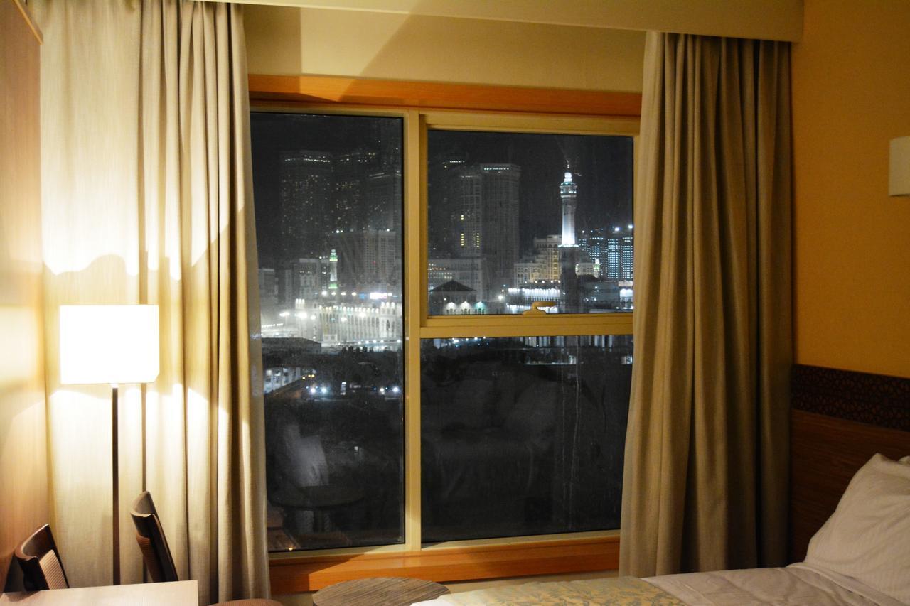 Grand Makkah Hotel La Mecque Extérieur photo Curtains