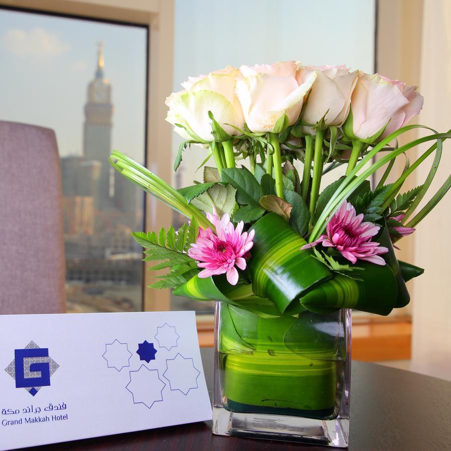 Grand Makkah Hotel La Mecque Extérieur photo A bouquet of flowers