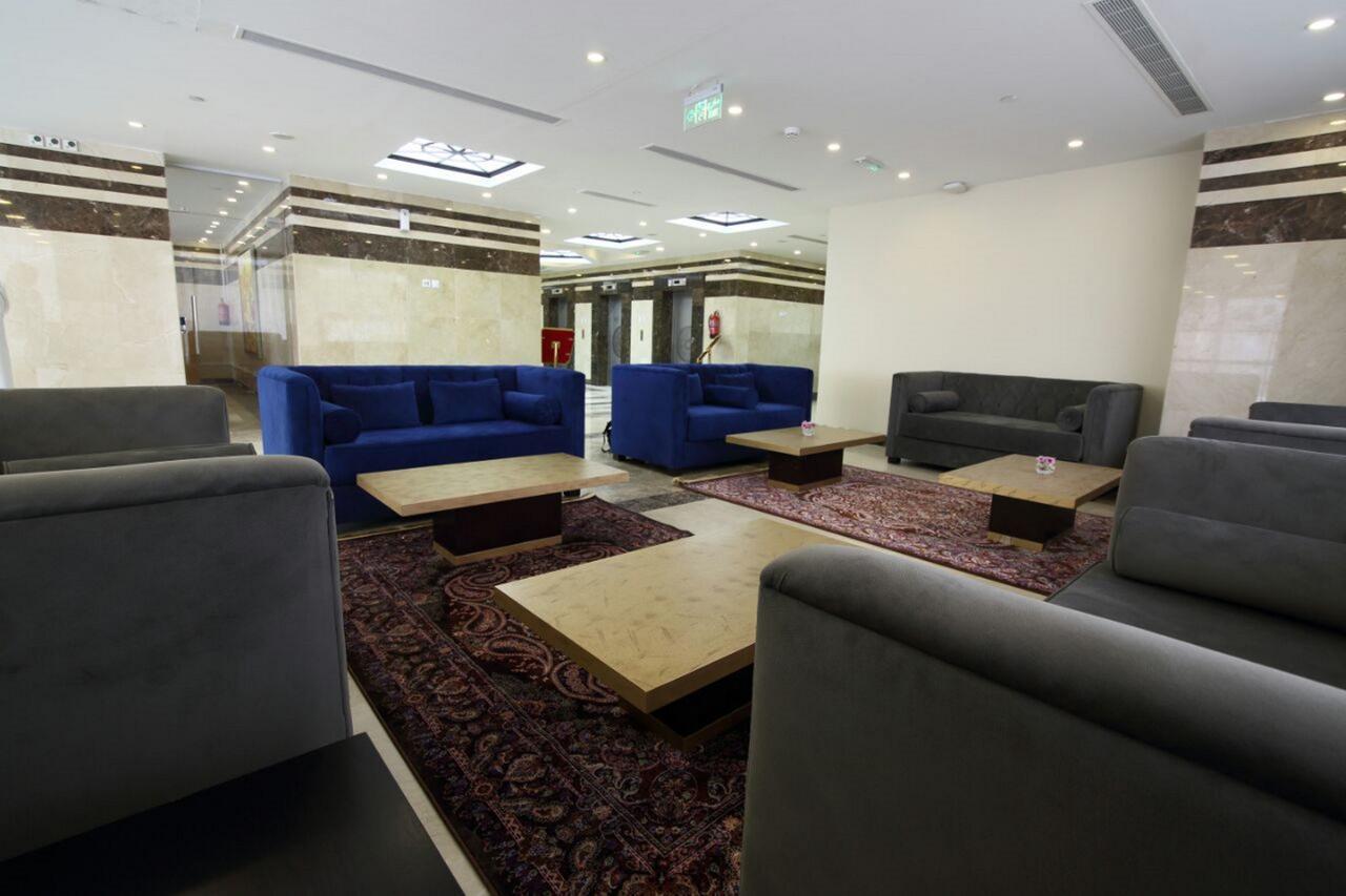 Grand Makkah Hotel La Mecque Extérieur photo The lounge at the airport