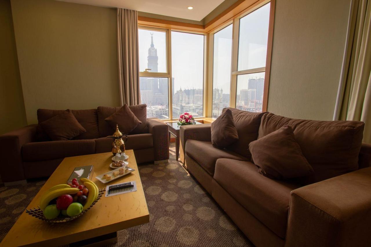 Grand Makkah Hotel La Mecque Extérieur photo Suite at the Four Seasons Hotel, Makkah