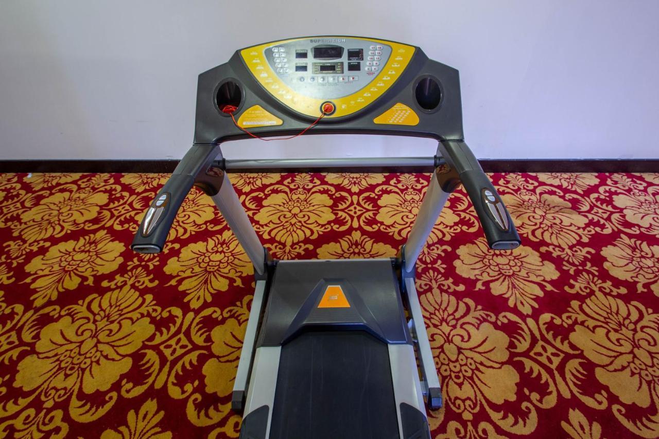 Grand Makkah Hotel La Mecque Extérieur photo A treadmill